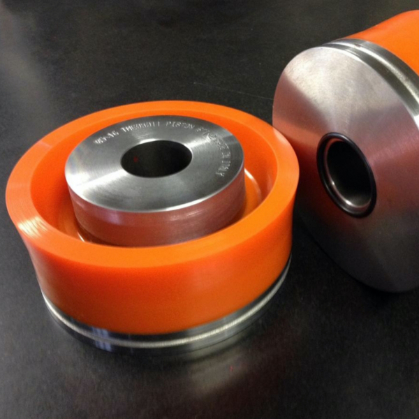 Pistons COMPONENTS MADE DESIGN FOR "OIL & GAS" INDUSTRY T.M.E